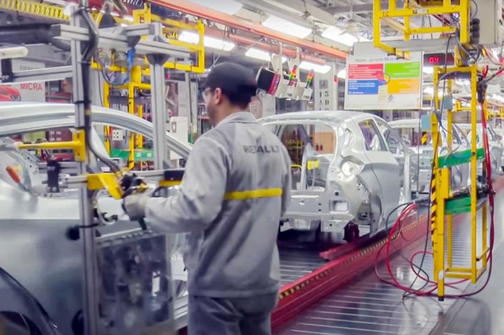 Renault da ek zam ve kıdem farkı tartışması büyüyor