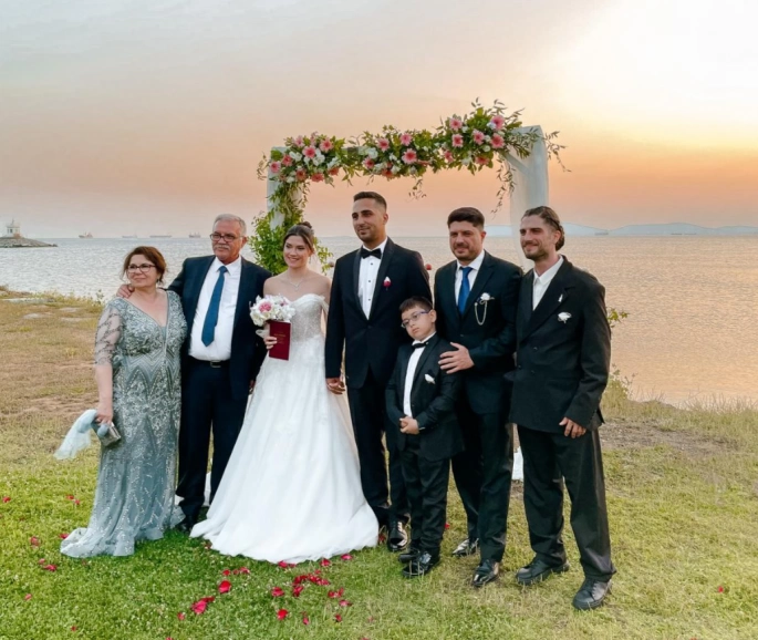 Elif Çalışkan ve Furkan Hatık Çiftine Mutluluklar Dileriz