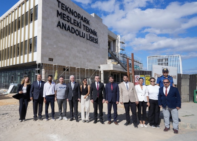 İstanbul Valisi Davut Gül Pendik’te Ziyaretlerde Bulundu