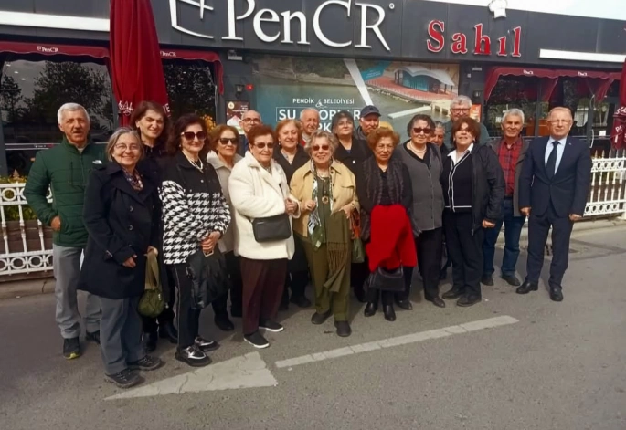 Pendik Lisesi'nin Emektar Öğretmenleri Hasret Giderdi