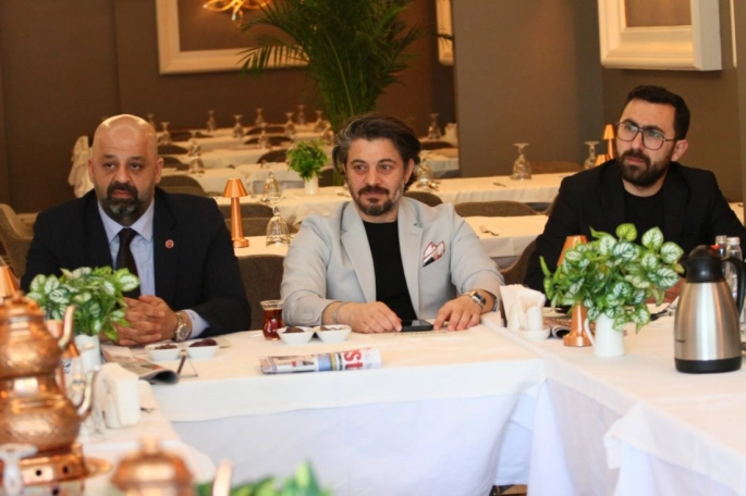 PESİAD Yerel Basınla Kahvaltı Programında Buluştu