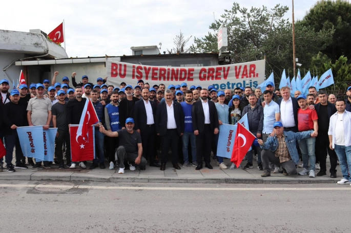 Reckitt Tuzla Fabrikası İşçileri Grevde: Hak Arayışı 23. Gününde